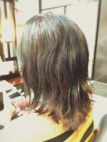 キャン 温品店(CAN)&nbsp;【CAN】　大人女子のこなれたウルフスタイル