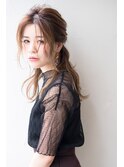 簡単くせ毛風後れ毛のざっくりハーフアップ