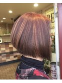 前下がりボブ