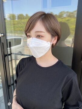 コノ(cono) ハンサムショート