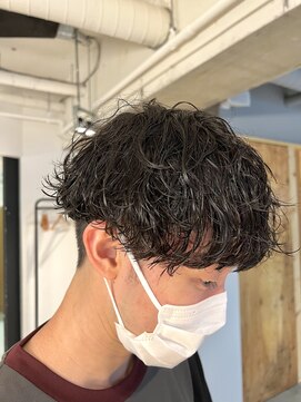 アカ(ACA) メンズカットパーマ波巻ツイストスパイラルパーマ札幌大通