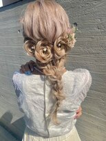 レビジュヘアー(LEVIJU HAIR)&nbsp;ヘアアレンジ/ヘアセット/編みおろし/ロングアレンジ