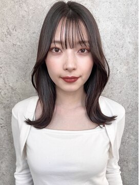 ジョエミバイアンアミ(joemi by Un ami) グレージュカラーシルキーベージュくびれヘアミディアム