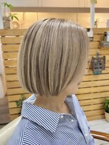 コンフィープラス(comfy plus)&nbsp;大人ショート脱白髪染めイルミナカラーハイライト40代50代