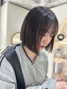 ジーナ 博多筑紫口(Zina) 【tama】ぱつっとボブ×地毛風カラー