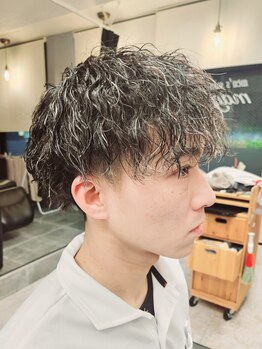 マジック(magic)の写真/髪質や骨格のお悩みもパーマで解消♪最旬パーマをご提案！《カット+ポイントパーマ+TR+眉カット￥8,000》