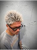 短髪　スパイキーショート　スキンフェード