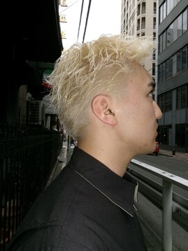 ヘン メンズ(hen Men's) 【心斎橋hen】スパイキーショート