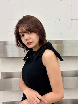 ヒュー 広島(HEW) 韓国くびれレイヤーボブ大人かわいいブラウンヘア20代30代