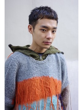 ブークル(boucle) クロップヘア　ベリーショート フリンジカット クロップスタイル