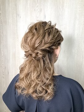 バブルス 本川越店(BUBBLES) 大人可愛い×ハーフアップ