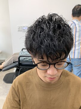 カッティングステージパルジュ(Cutting Stage PALJU) 無造作パーマ