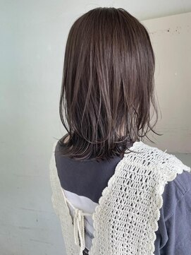 キャンバス バイ ネオリーブ 横浜西口(Canvas by neo.) 軽やかミディアムレイヤー☆透明感シアーベージュブリーチなし