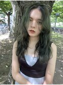 【Quarte】くせ毛風レイヤー　根元ブリーチ無しビリジアンカラー
