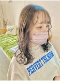 透明感グレージュ