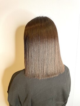 ブロッサム 東久留米店(Blossom) 20代30代40代髪質改善トリートメント艶感ストレート透明感