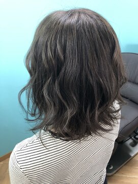 ルアナ(LUANA) ミディアムグレージュ