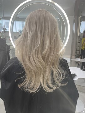 ガガ 心斎橋(GAGA) 韓国/ハイトーンカラー/ワンホンヘア/レイヤーカット/髪質改善