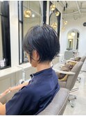 ショートボブ