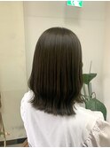 オリーブカラー
