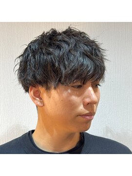 ジェントル(GENTLE) ビジネスシーンでも好印象 マッシュ×スパイラルパーマ