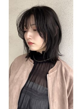 ブゾン(buZon) buzon 外はねミディアム×シースルーバング