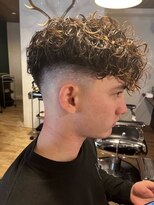 ワンワンオー バーバーショップ 長浜店(@110 BARBER SHOP)&nbsp;スペインカール