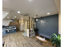 オッポヘアレシピズ(OPPO HAIR RECIPES)の雰囲気（落ち着いた雰囲気でお客様をリラックス空間へ。）