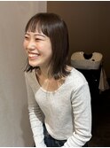 きりっぱなしとベージュカラー