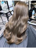 大人シアーベージュミニウルフボブミディアムレイヤー