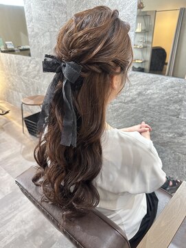 ピリナ(Pilina) ハーフアップ