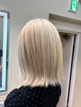 テン バイ アンブルリュクス 池袋(teN +by ambleluxe) 抜きっぱなし/ブリーチ/トナー/池袋