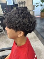 コードバイケンジ 戸塚(CODE by KENJE)&nbsp;ナチュラルな動きで垢抜け！人気のシャドウパーマ