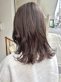 3席のみのサロンだから、周りを気にせずゆっくり過ごせる♪自分だけの特別な時間をお過ごしください―。