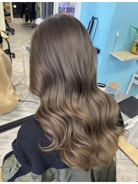 グラデーションカラー　グレージュ　透明感カラー名東区