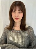 ミディアムヘアミディアムレイヤーカットくびれヘア