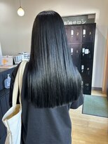 ティアラ あさぎり店&nbsp;艶に特化したブルーブラック
