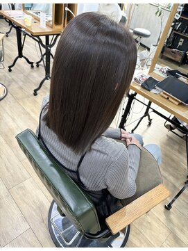 ピフデザイン(pifdesign) 透明感のあるグレージュ