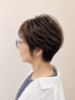 サザエ(SAZAE) 大人女性の立体感ショート