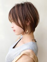 ウィールール 栄町店(WE RULE)&nbsp;レイヤーショートボブ小顔外ハネスタイルグレージュ