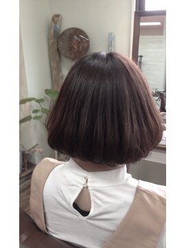 ヘアアトリエ チトニワ(hair atelier titoniwa) ボブ