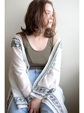 ネルバイグリーン(Nelle by green) natural wave midi