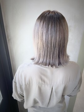 キキ(kiki) シルバーベージュ＊