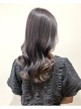 リグフクオカ(L.I.G fukuoka) インナーカラー/小顔/大人可愛い/モテ髪カタログ/ハイライト