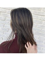 エルフ(elf)&nbsp;グレージュハイライト♪グレージュカラー