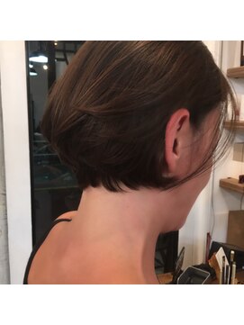 ナタン 自由が丘(NATHAN) マッシュヘアー×インディゴブルー×サファイア×栗色×ショート