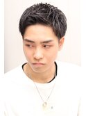 アップバングショートスタイル/ツーブロック/ビジネススタイル