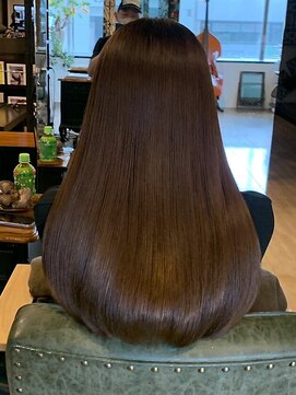 インデペンデンス(independence) うるつやブラウンベージュ