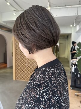 スー(suu) さきへあすなっぷ/白髪ぼかしハイライト/グレージュカラー