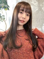 オリーブベージュワンカールレイヤーロング小顔バング表参道